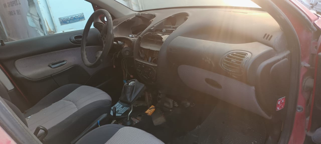  Peugeot 206 2002    EN DESARME